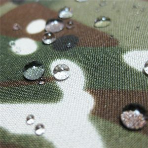 ટેફલોન 100% પોલિએસ્ટર વોટરપ્રૂફ આઉટડોર લશ્કરી છદ્માવરણ વરસાદ જેકેટ ફેબ્રિક